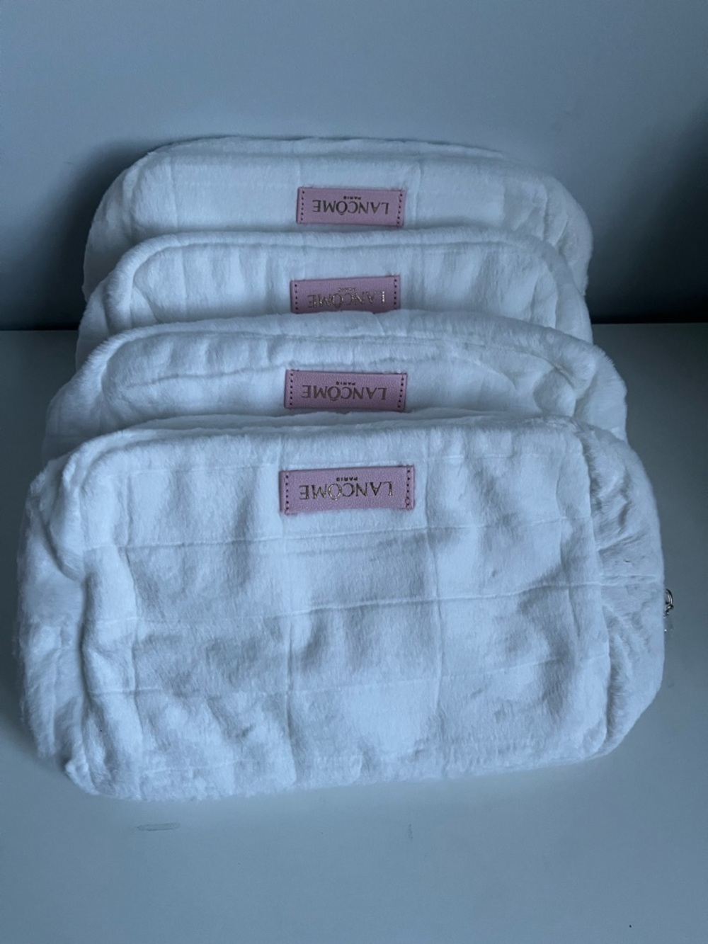 5/19$ Lancôme Cosmetic Pouch